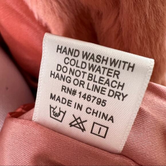 4SI3NNA Hallie Faux Fur Coat in Peach NWOT Small - Picture 11 of 12